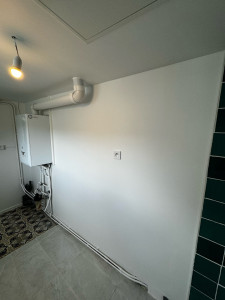 Photo de galerie - Rénovation mur salle de bain (Après)