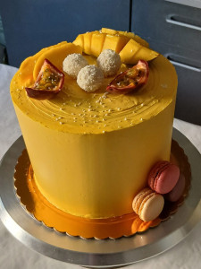 Photo de galerie - Layer cake mangue passion