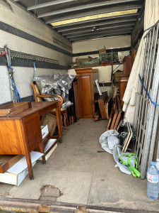 Photo de galerie - Chargement ancien meuble fragile 