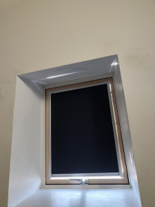 Photo de galerie - Pose store velux 