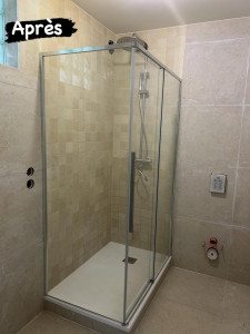 Photo de galerie - Installation d’une cabine de douche 