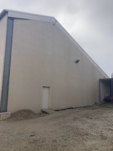 Photo de galerie - Après pulvérisation d'un produit décrasseur et anti mousse Suivi d'un rincage partiel