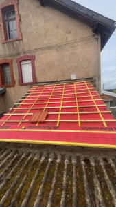 Photo de galerie - Changement d'une petit toiture de 20m2 à neuf 
