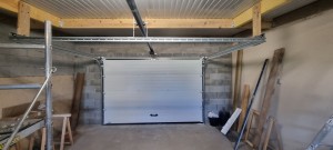 Photo de galerie - Installation porte de garage électrique 