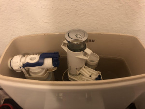 Photo de galerie - Changement du mécanisme de toilettes 