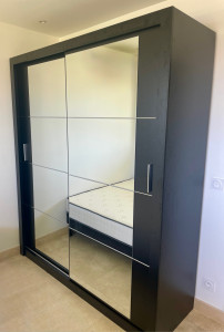 Photo de galerie - Montage armoire, porte coulissante