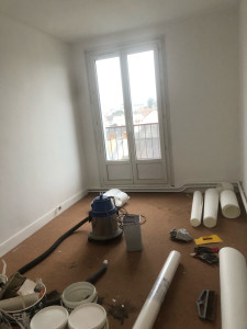 Photo de galerie - Pose de la fibre verre et repeindre de couleur blanc 