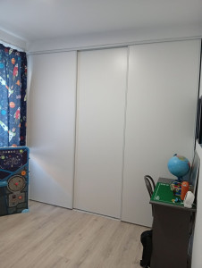 Photo de galerie - Installation parquet plus installation d'un dressing sur mesure 