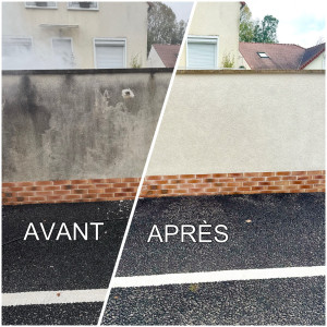 Photo de galerie - Décapage, réparation et mise en peinture en 2.couches du mur 