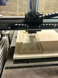 Photo de galerie - Usinage d'une pièce en bois