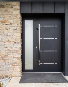 Photo de galerie - Pose de porte d' entrée a double vantail.