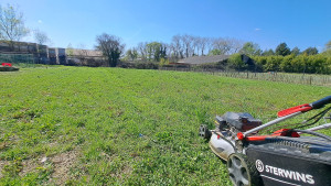 Photo de galerie - Tonte terrain profetionel (entreprise)