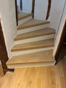 Photo de galerie - Habillage d’escaliers après en chêne 
