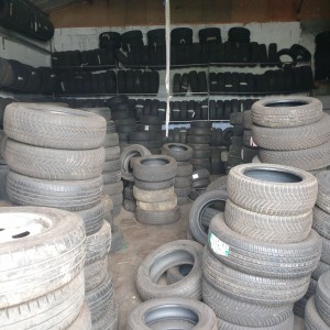 Photo de galerie - Montage 
demontage des pneus 