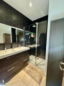 Photo de galerie - La salle de bain est un lieu où l’hygiène doit être irréprochable