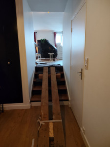 Photo de galerie - Manutention et installation d un piano 1/4 de queue sur un demi palier 