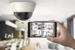 Photo de galerie - Pose de caméra de surveillance en extérieur et intérieur ( je travaille avec une marque fiable avec des prix très intéressant) pas d’abonnement 