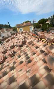 Photo de galerie - En rénovation d’une couverture en tuile galeane