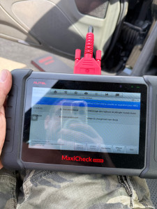 Photo de galerie - Bonjour, je vous propose des diagnostics à la Valise professionnelle pour votre véhicule pour éventuellement éteindre les voyants suivant le problème de votre véhicule