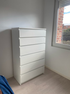 Photo de galerie - Montage d’une commode