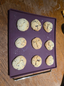 Photo de galerie - Confection de cookies avec les enfants