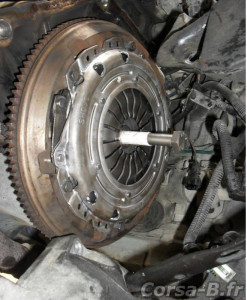 Photo de galerie - Remplacement embrayage + butée et récepteur 