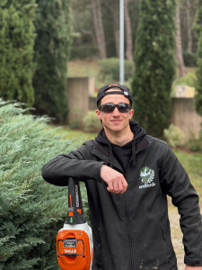 Photo de galerie - Taille de haie