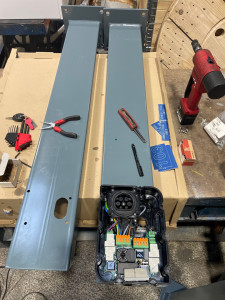 Photo de galerie - Montage de borne électrique 