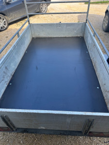 Photo de galerie - Changement plancher remorque 