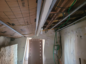 Photo de galerie - -Création des cloisons, des doublages
-Création des faux plafond. 
Pose des portes intérieure. 
-Faire de jointes et la finition enduit. 