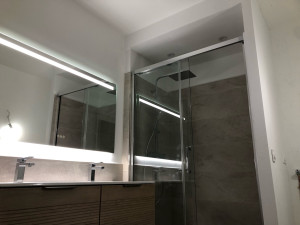 Photo de galerie - Montage, raccordement et pose meuble double vasque colonne douche et porte coulissante douche 
