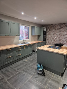 Photo de galerie - Bricolage et multi services