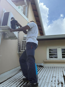 Photo de galerie - Nettoyage complet du condenseur. 