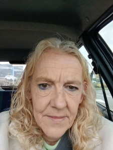 Photo de galerie - 8 ans d experiences d auxiliaire de vie je recherche des seniors qui ont besoin d aide  
dans leur vie quotidienne aide a la 
toilette,repas,courses,compagnie,et eventuellement garde de nuit