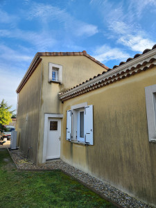 Photo de galerie - Bonjour réalisation traitement des façade sans karcher.