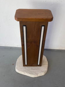 Photo de galerie - Création lampe exterieur led, bois sur pas japonais