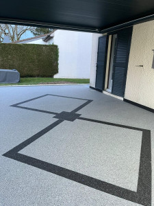 Photo de galerie - ? Chaque détail compte. Une terrasse en moquette de pierre, c'est le choix du confort, du style et de la qualité.