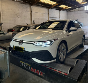 Photo de galerie - Cartographie sur mesure sur banc ( gains de puissance , couple )