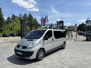 Photo de galerie - Journee a Reims et ses alentours pour visiter les plus célèbres maison de production de champagnes ainsi que la Cathédrale de Reims et son centre ville.