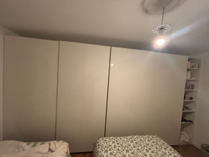 Photo de galerie - Double dressing pax ikea avec porte coulissante 
 