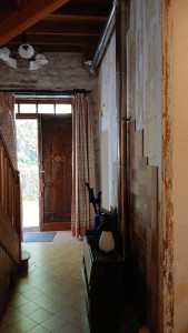 Photo de galerie - Remise en etat dun haul dentre en peinture blanc satin
