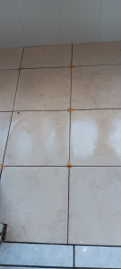 Photo de galerie - Pose carrelage 50×50 sol
