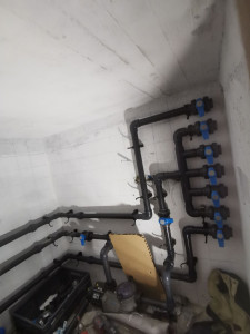 Photo de galerie - Réalisation de local piscine en cours.