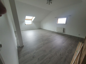 Photo de galerie - Pose parquet + plinthes chambres 40m2