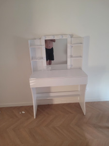 Photo de galerie - Montage  d un commode