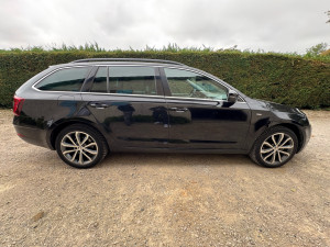 Photo de galerie - Voiture perso