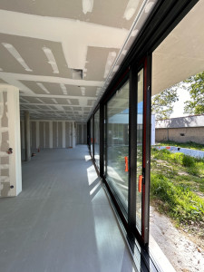 Photo de galerie - Pose de menuiseries, plaquo, verrières 