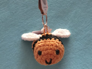 Photo de galerie - Petite abeille en crochet