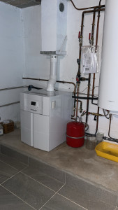 Photo de galerie - Remplacement de chaudière gaz et installation cumulus ROQUEFORT LES PINS 