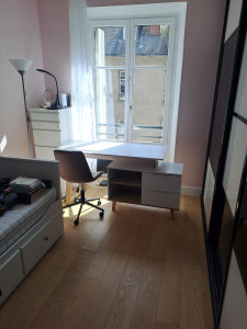 Photo de galerie - Montage bureau en kit